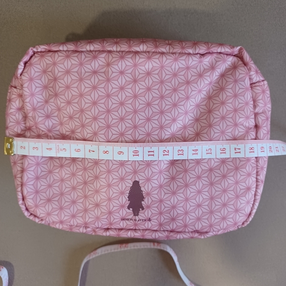 Demon Slayer cosmetic bags (set of 3) - Picture 15 of 17